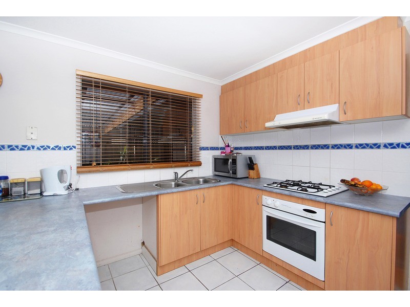 1 Clifton Grove, Carrum Downs VIC 3201