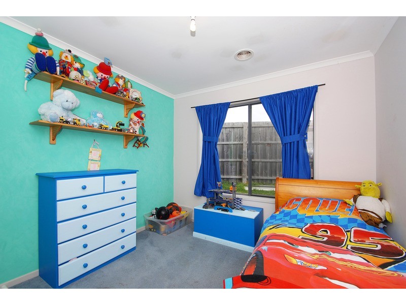 1 Clifton Grove, Carrum Downs VIC 3201