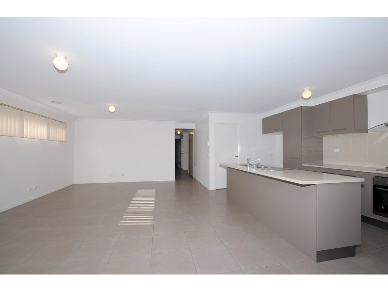 19 Wodalla Circuit, Sandhurst VIC 3977