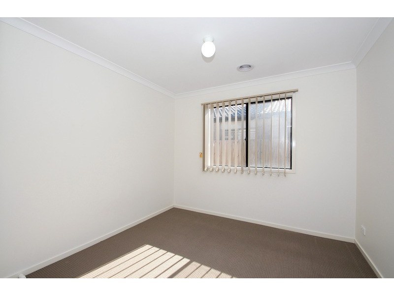 19 Wodalla Circuit, Sandhurst VIC 3977