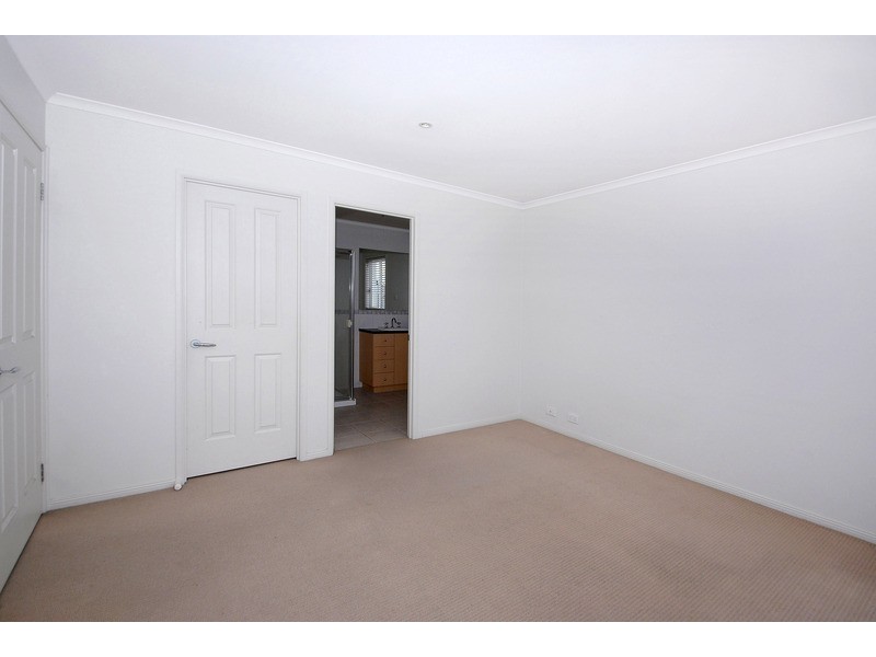 10 Vivi Court, Skye VIC 3977