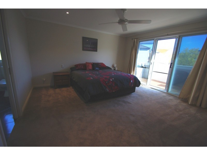 32 Scarborough Drive, Patterson Lakes VIC 3197