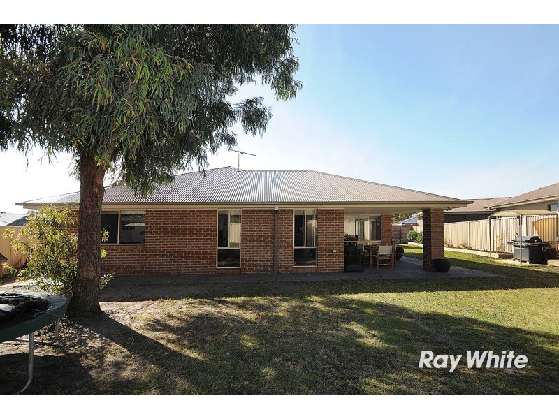 4 Black Sheoak Place, Langwarrin VIC 3910