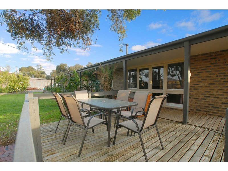 6-8 Darnley Drive, Skye VIC 3977