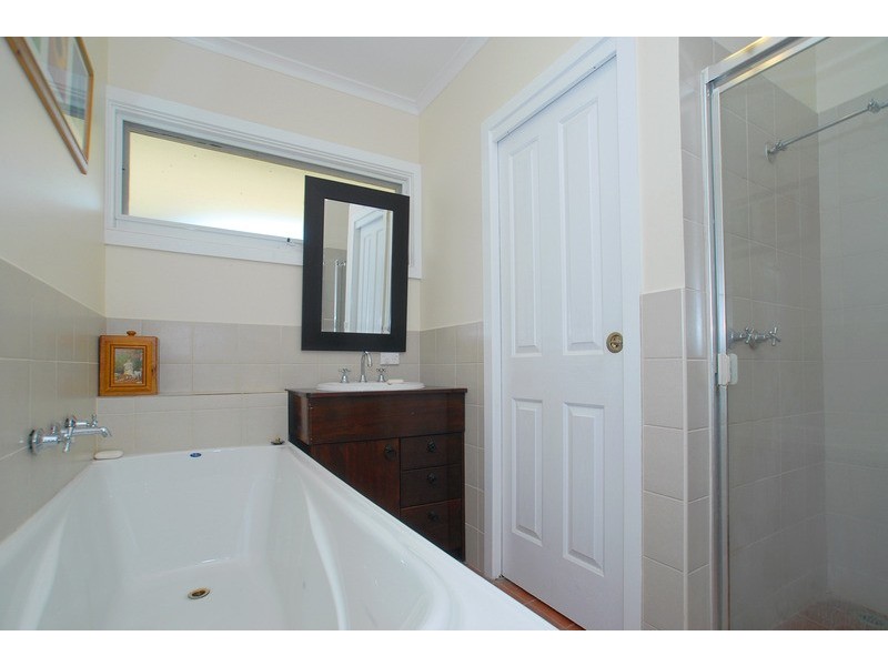 6-8 Darnley Drive, Skye VIC 3977