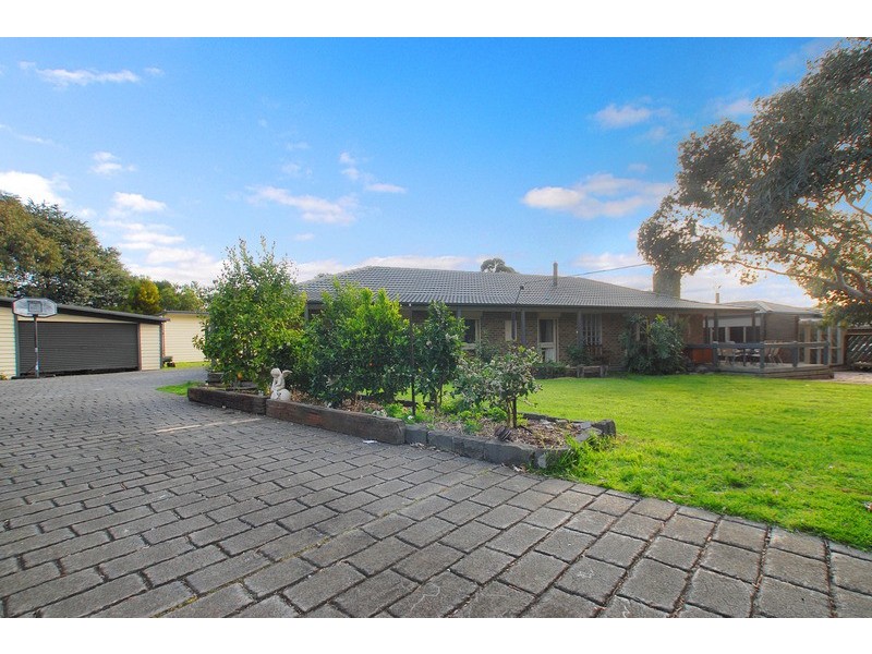 6-8 Darnley Drive, Skye VIC 3977