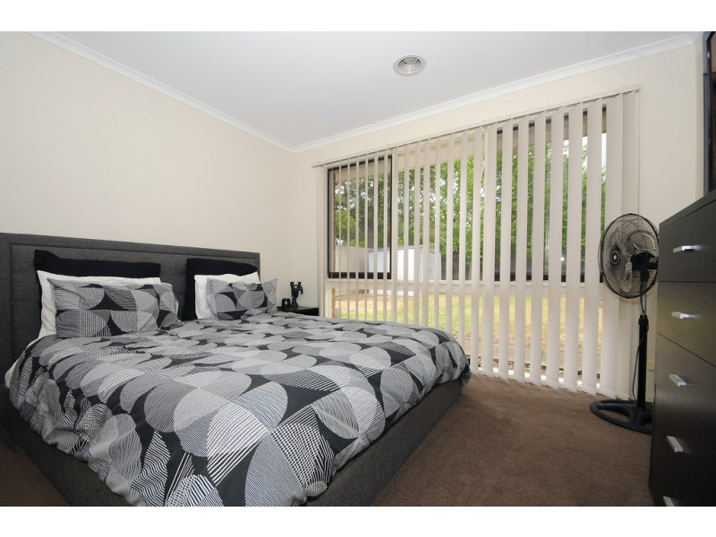 26 Rangeview Drive, Skye VIC 3977