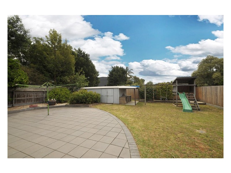 17 Broderick Road, Carrum Downs VIC 3201