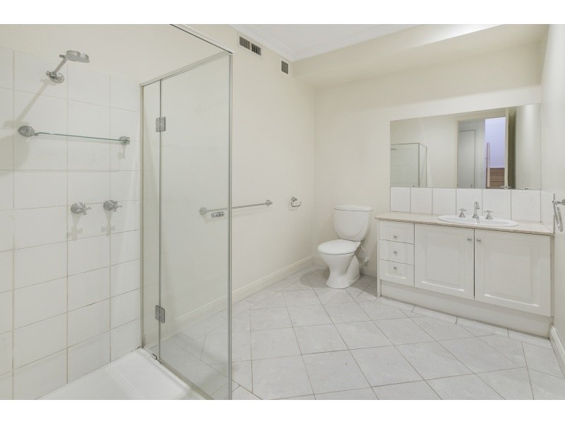 70 Scarborough Drive, Patterson Lakes VIC 3197