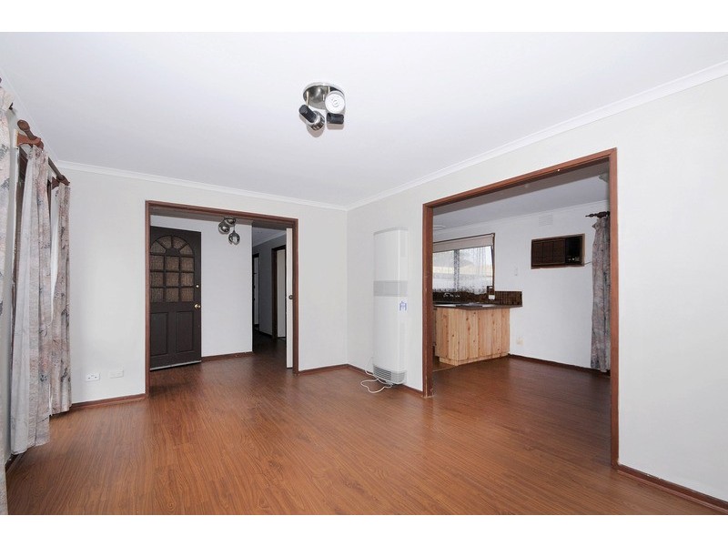 17 Richmond Avenue, Carrum Downs VIC 3201