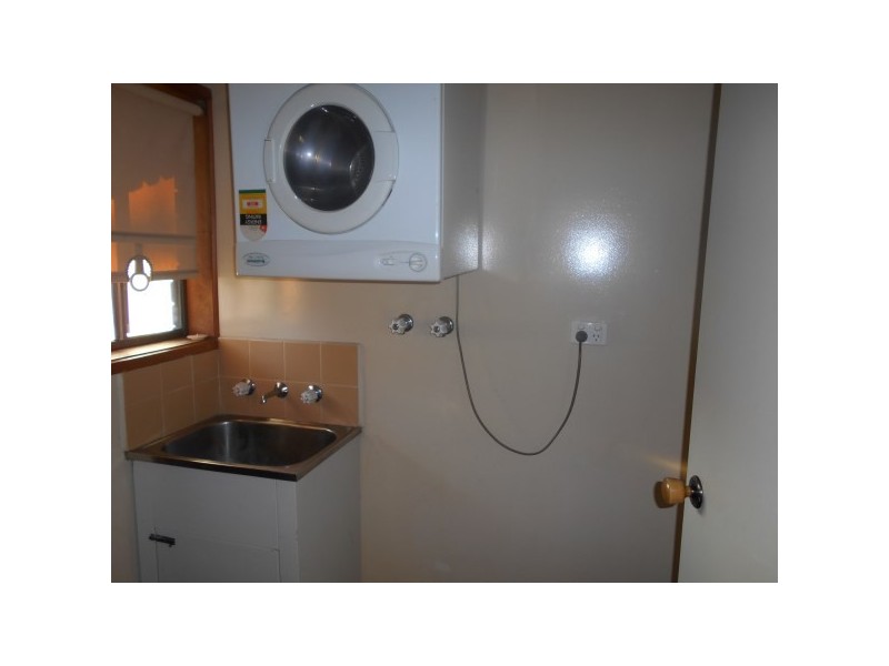 27 Dion Drive, Carrum Downs VIC 3201