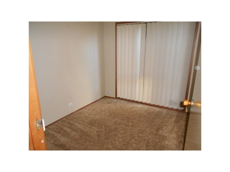 27 Dion Drive, Carrum Downs VIC 3201