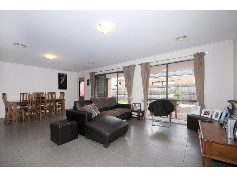 26 Trafford Road, Carrum Downs VIC 3201