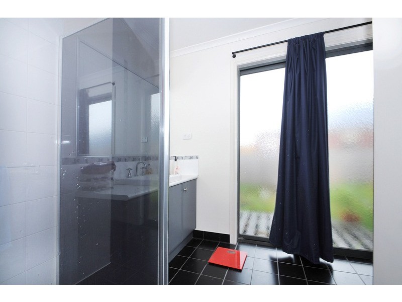 26 Trafford Road, Carrum Downs VIC 3201