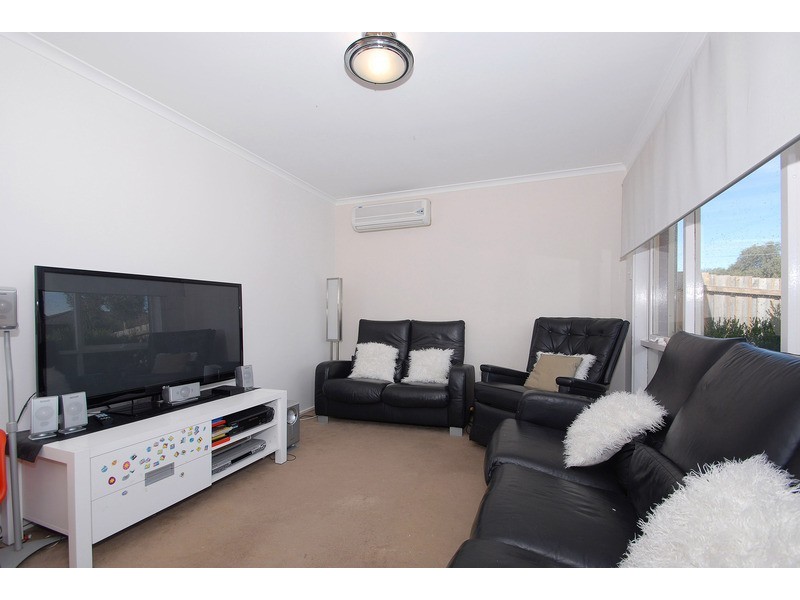 8 Wildcroft Court, Carrum Downs VIC 3201