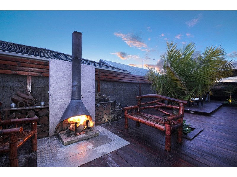 18 Garnet Close, Skye VIC 3977