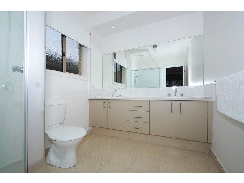8 Postregna Way, Skye VIC 3977