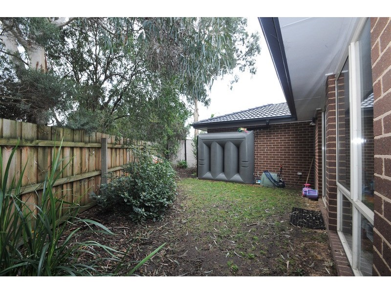 2/29 Carrington Crescent, Carrum Downs VIC 3201