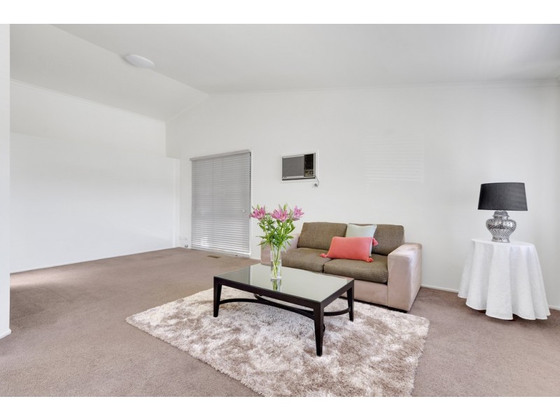 65 Carrington Crescent, Carrum Downs VIC 3201