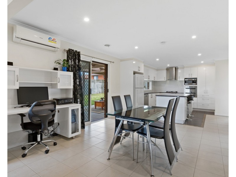 10 Carrum Bella Drive, Carrum Downs VIC 3201