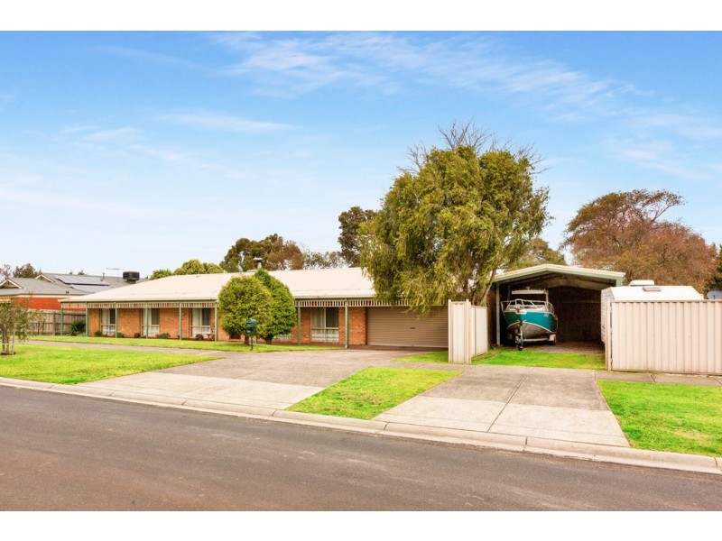 130 Gamble Road, Skye VIC 3977