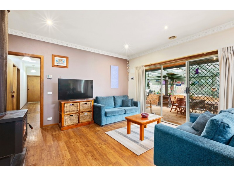 130 Gamble Road, Skye VIC 3977