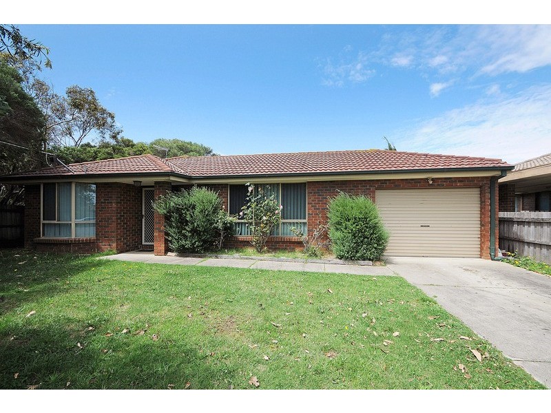 8 St Agnes Court, Carrum Downs VIC 3201