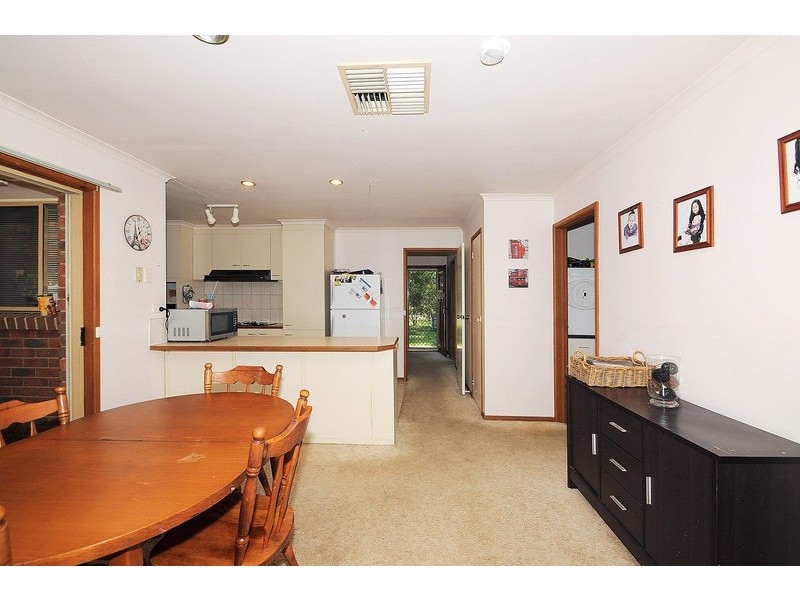 8 St Agnes Court, Carrum Downs VIC 3201