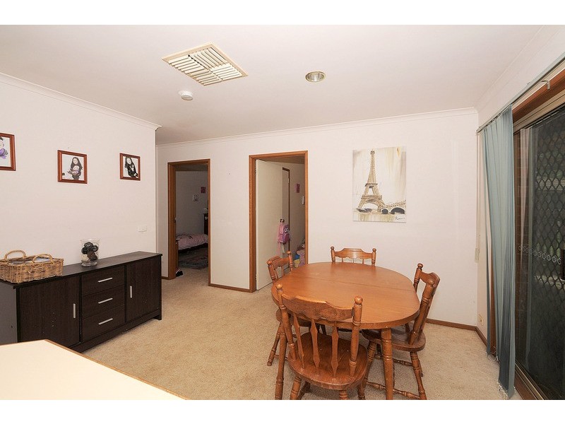 8 St Agnes Court, Carrum Downs VIC 3201