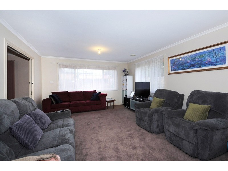 40 Lats Avenue, Carrum Downs VIC 3201