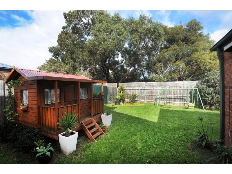 40 Lats Avenue, Carrum Downs VIC 3201
