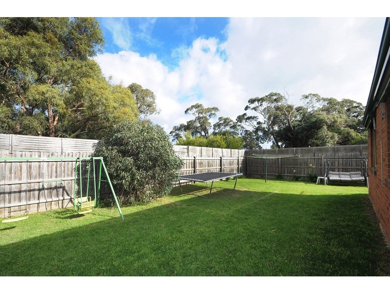 40 Lats Avenue, Carrum Downs VIC 3201