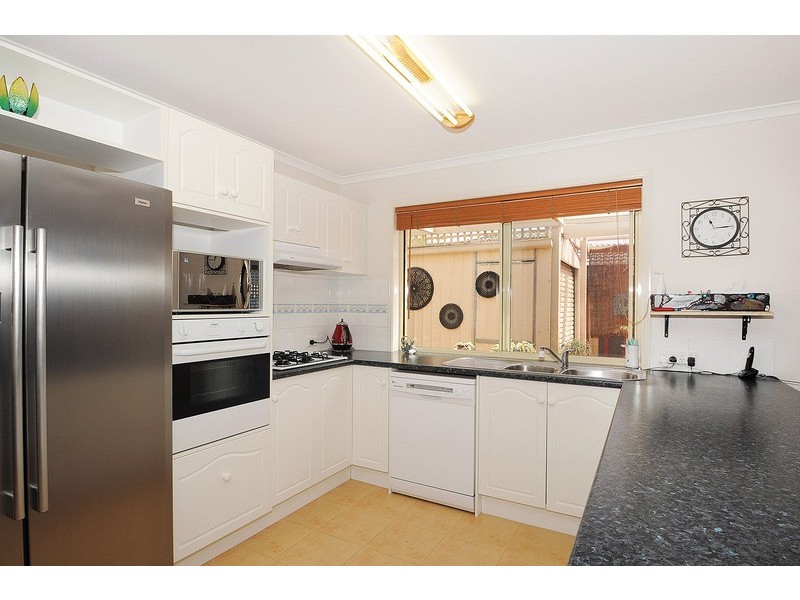 2 Brumbys Road, Carrum Downs VIC 3201