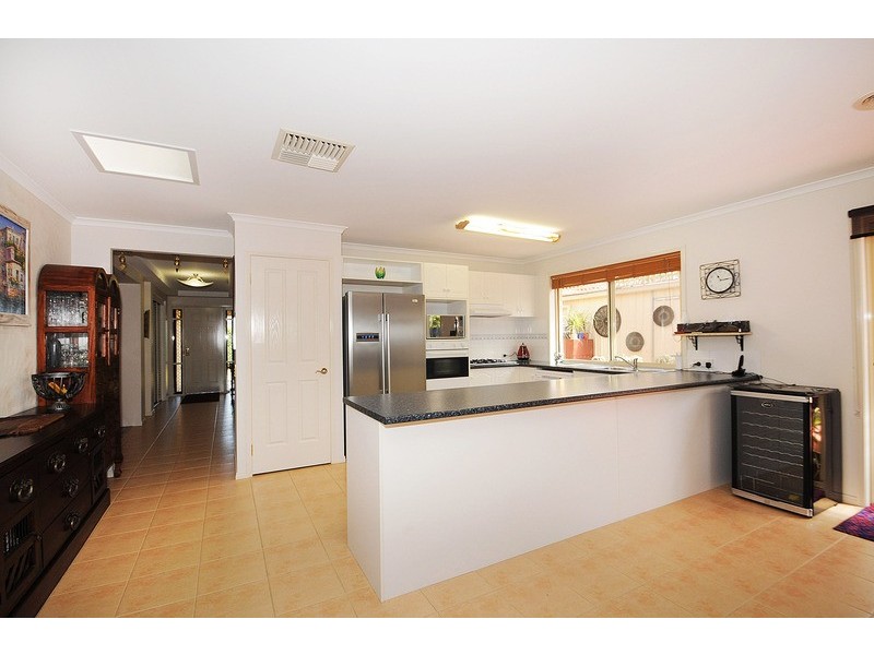 2 Brumbys Road, Carrum Downs VIC 3201