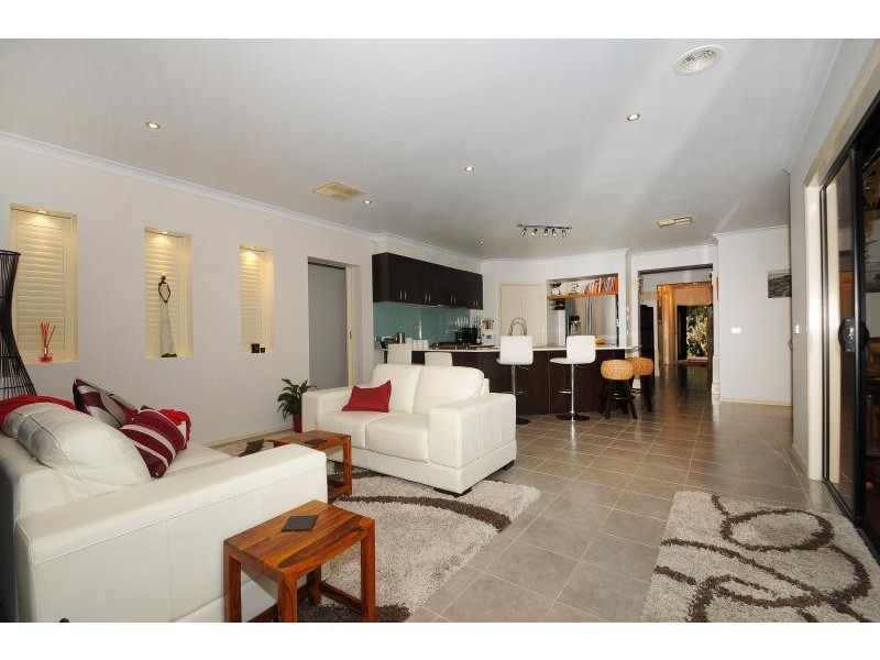 20 Spence Terrace, Sandhurst VIC 3977