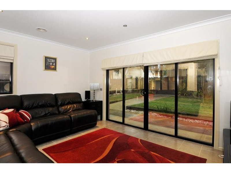 20 Spence Terrace, Sandhurst VIC 3977