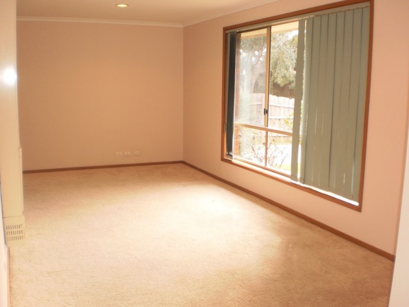 8 St Agnes Court, Carrum Downs VIC 3201