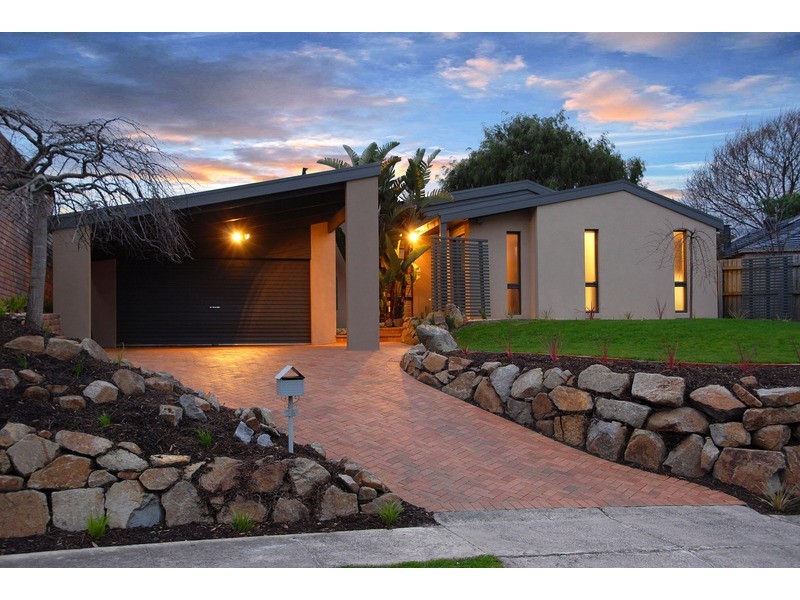 26 Christopher Drive, Frankston South VIC 3199