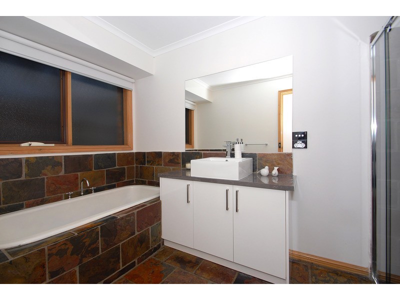 26 Christopher Drive, Frankston South VIC 3199