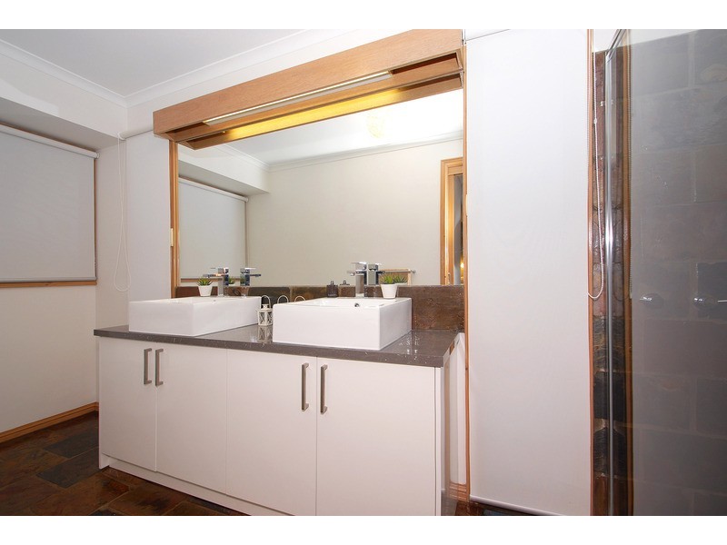 26 Christopher Drive, Frankston South VIC 3199