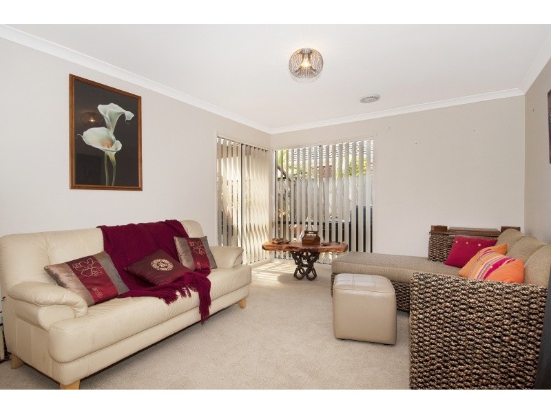 3 Clifton Grove, Carrum Downs VIC 3201