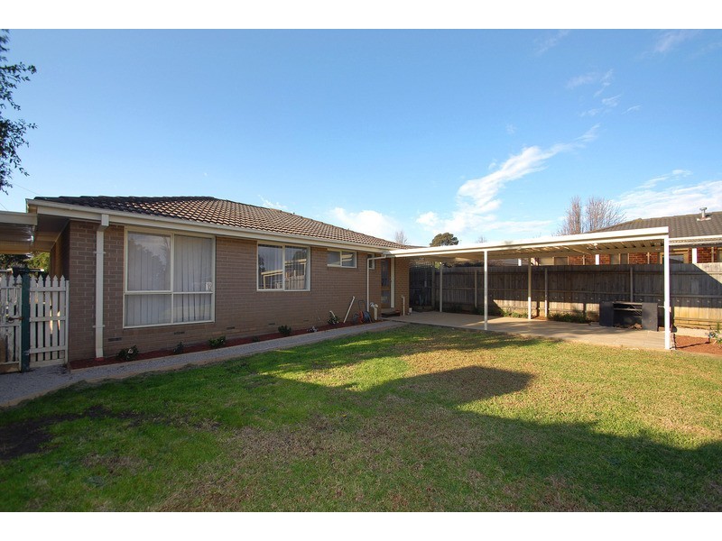 12 Balmain Drive, Carrum Downs VIC 3201