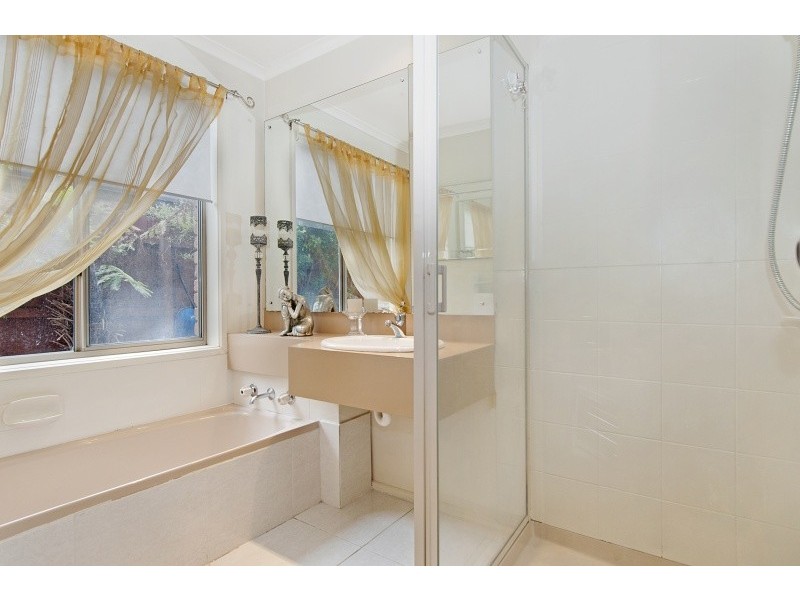 14 Luscombe Avenue, Carrum Downs VIC 3201