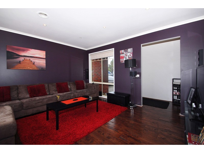 12 Oriana Grove, Skye VIC 3977