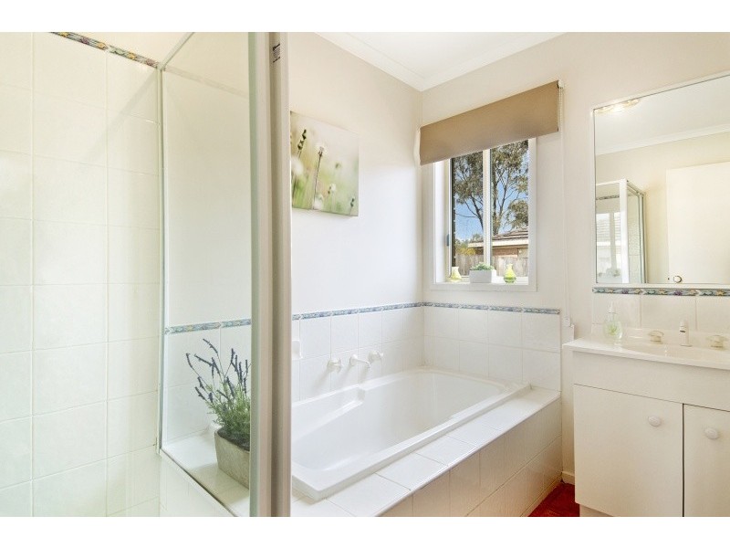 50 Lexton Drive, Langwarrin VIC 3910