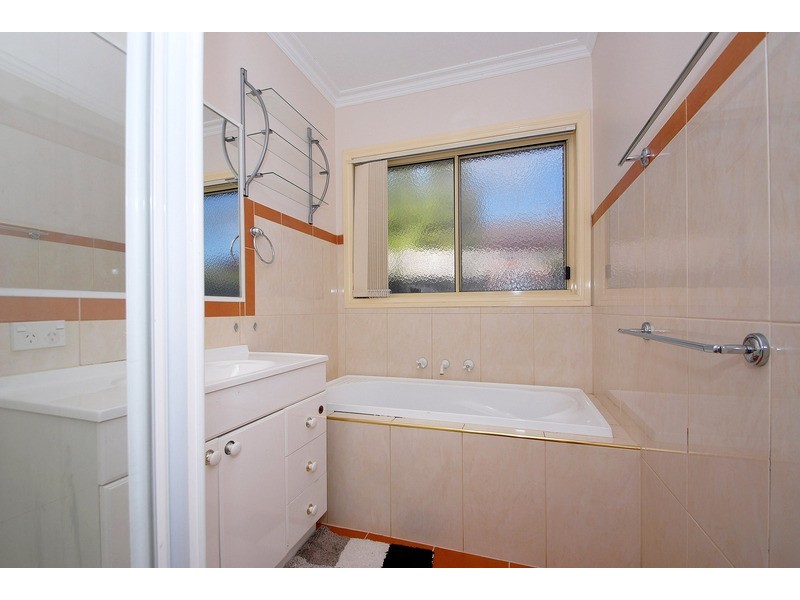 22 Hillview Drive, Carrum Downs VIC 3201