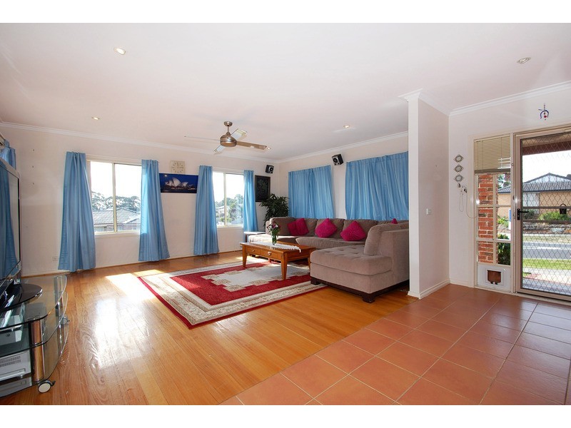 22 Hillview Drive, Carrum Downs VIC 3201