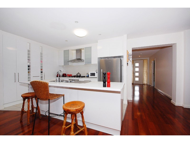 2 Holly Place, Carrum Downs VIC 3201