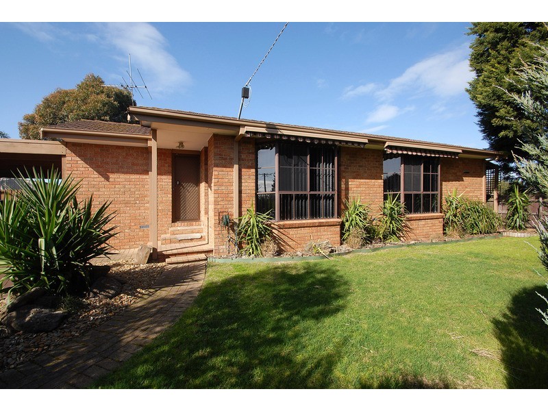 16 Marcella Place, Carrum Downs VIC 3201