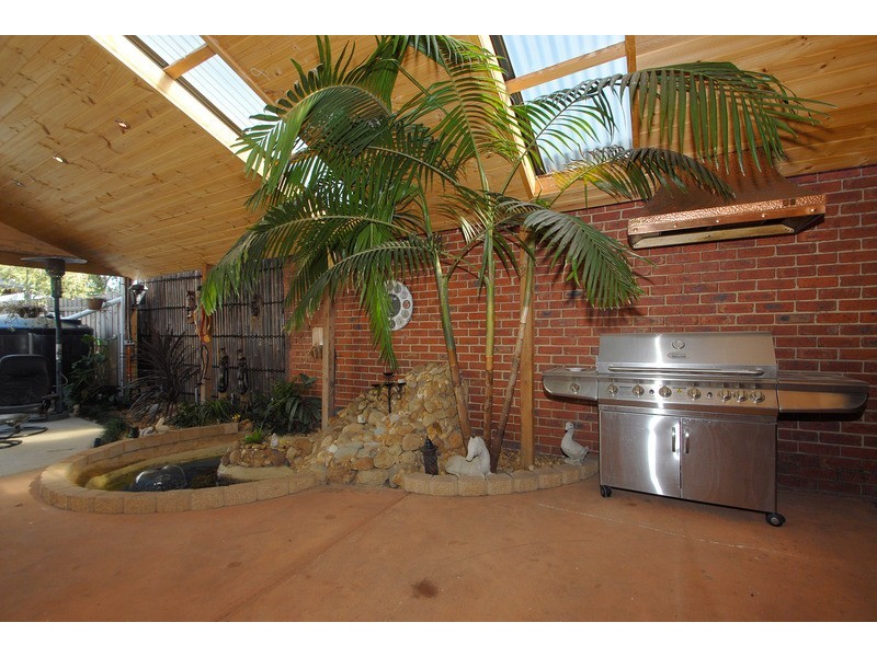 17 Wildcroft Court, Carrum Downs VIC 3201